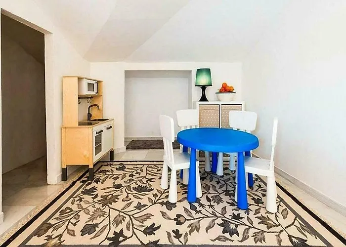 ✰ Luxurious 5 Bedroom Penthouse. Sea Views. Hot Tub. Bbq. Golden Mile Lejlighed *