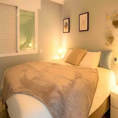 ✰ Luxurious 5 Bedroom Penthouse. Sea Views. Hot Tub. Bbq. Golden Mile Apartamento Marbella