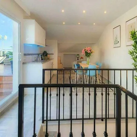 Apartment ✰ Luxurious 5 Bedroom Penthouse. Sea Views. Hot Tub. Bbq. Golden Mile